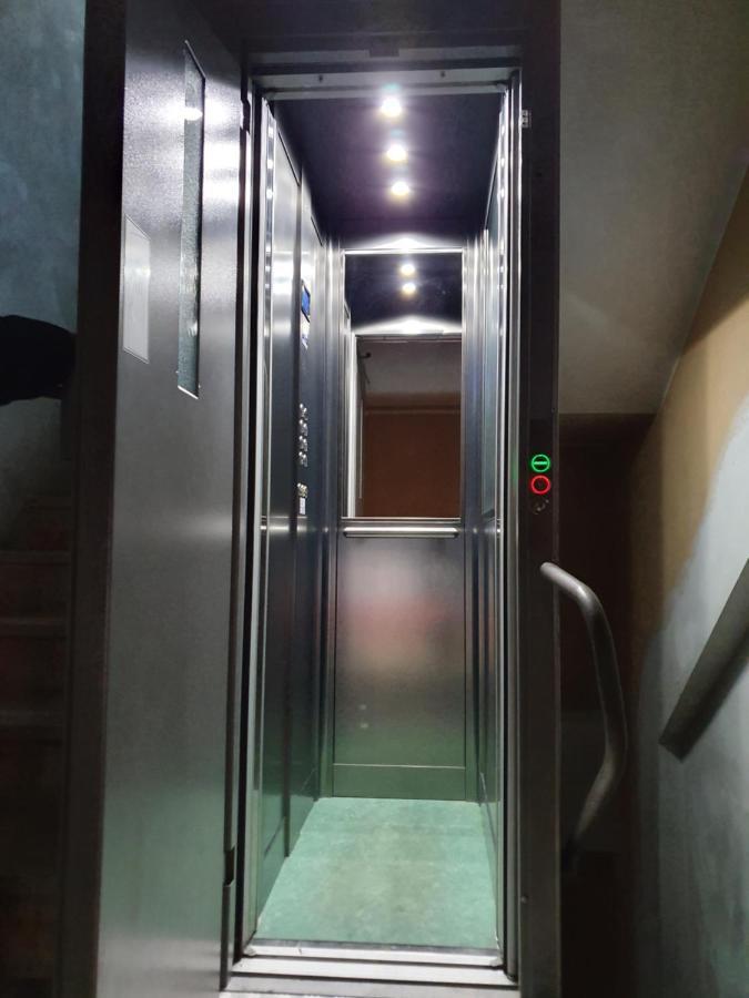 34 Via Giulio Carcano Milão Exterior foto